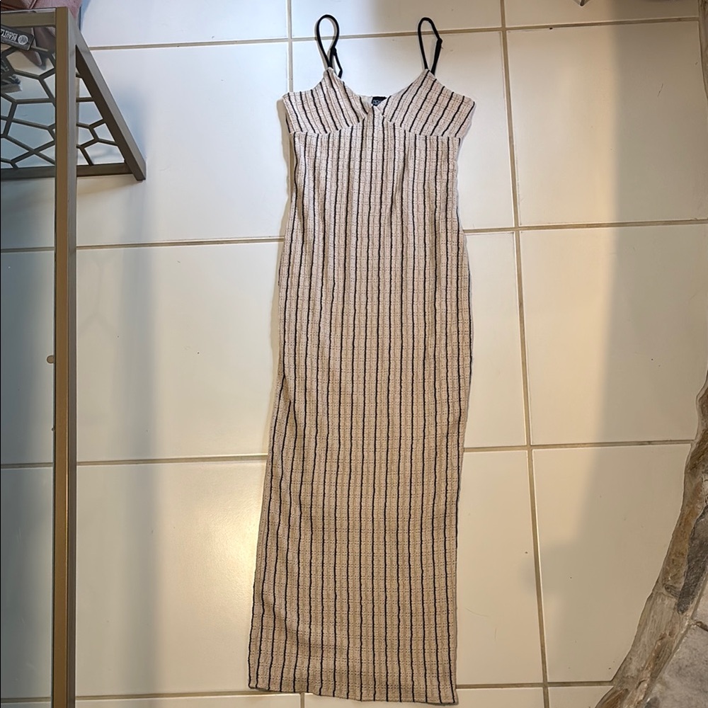 Rosie Harlow Maxi Dress Spaghetti Straps Tan Black Ribbed Sleeveless Beachy Boho - Picture 1 of 16